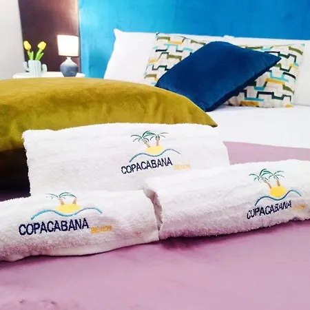 Copacabana Beach 취아카